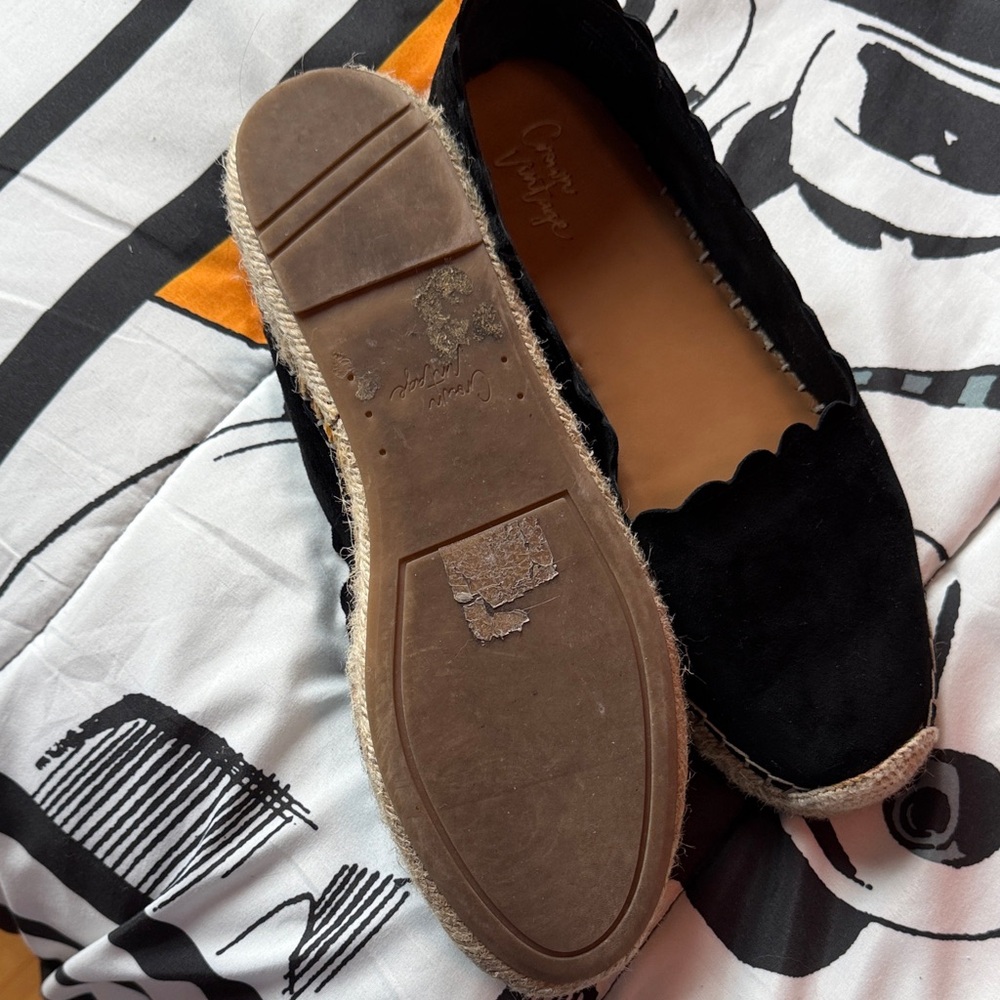 Crown Vintage Black Scalloped Espadrilles - Picture 3 of 5